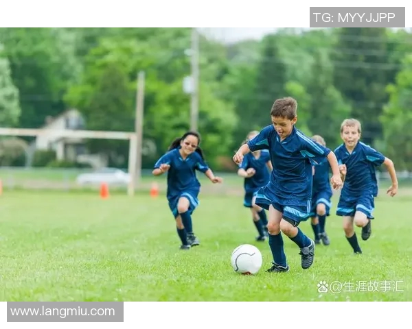 喜欢足球明星的明星们都有哪些共同点与故事分享 喜欢足球明星的明星们都有哪些共同点与故事分享