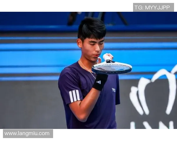 杭州网球队在世界杯预选赛中的灵活性表现引发热议与期待 杭州网球队在世界杯预选赛中的灵活性表现引发热议与期待