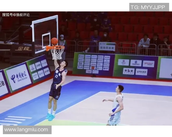 杭州羽毛球队快攻战术解析与深度剖析的全景视角 杭州羽毛球队快攻战术解析与深度剖析的全景视角